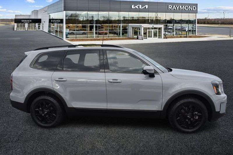 Used 2024 Kia Telluride SX-Prestige X-ProImage 2