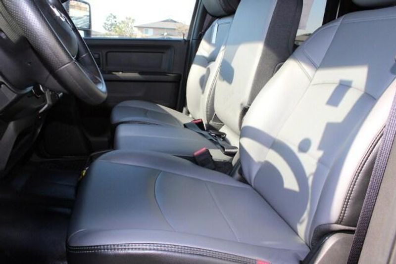 2023 RAM 2500 Tradesman Regular Cab Harbor BodyImage 35