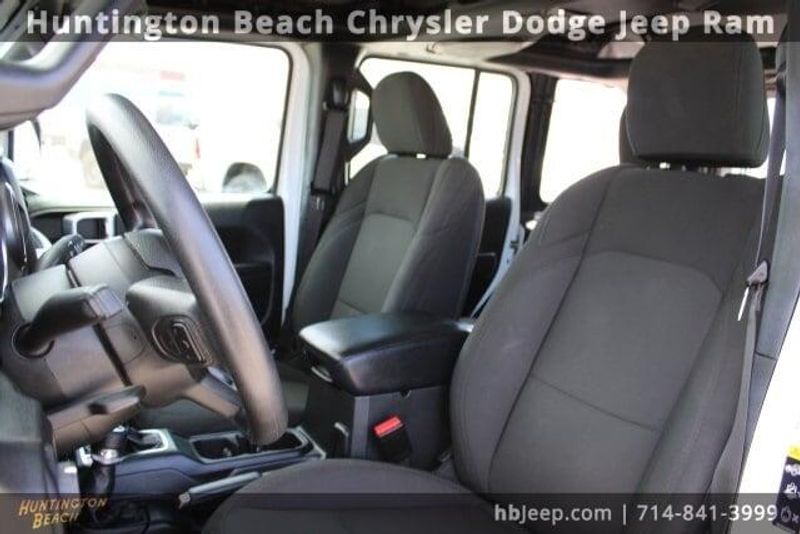 2023 Jeep Wrangler SportImage 27
