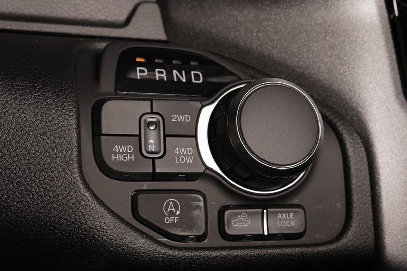 2025 RAM 1500 Warlock Crew Cab 4x4 5