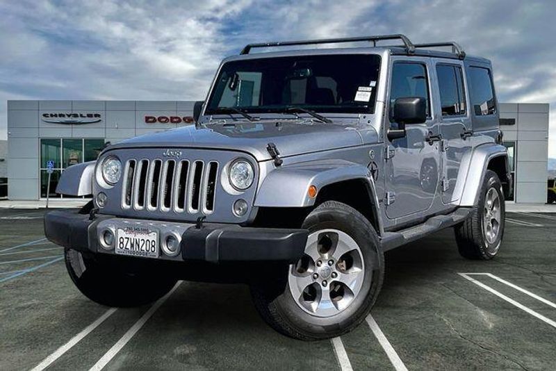 Used 2018 Jeep Wrangler JK Unlimited SaharaImage 1