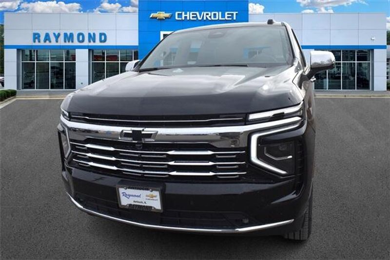 2025 Chevrolet Suburban PremierImage 7