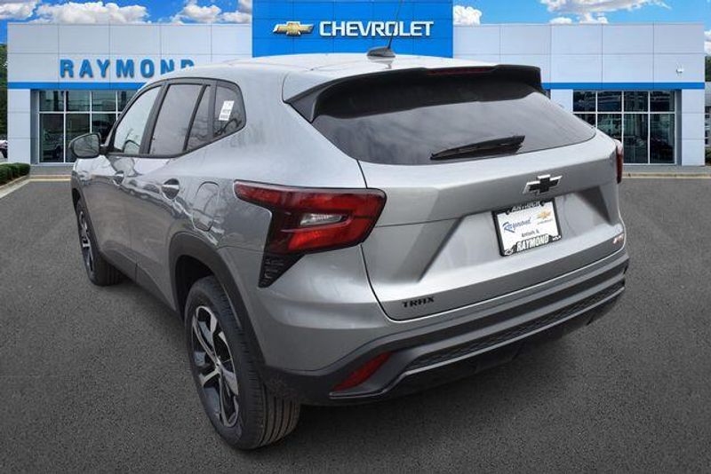 New 2026 Chevrolet Trax 1RSImage 6