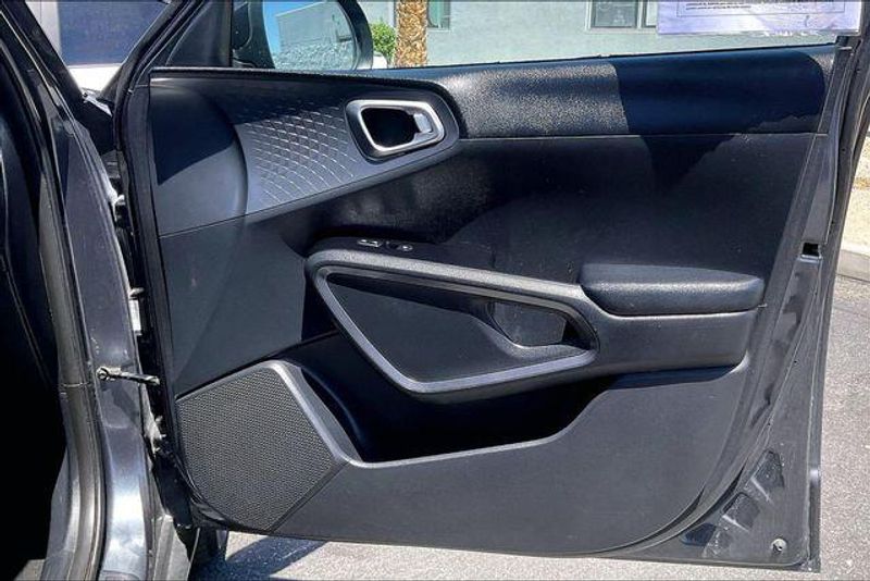 Used 2021 Kia Soul SImage 23