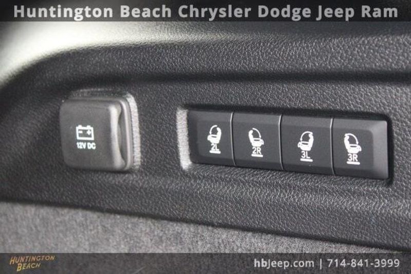 2021 Jeep Grand Cherokee L OverlandImage 49