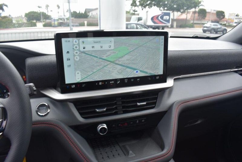 New 2025 Ford Explorer STImage 22