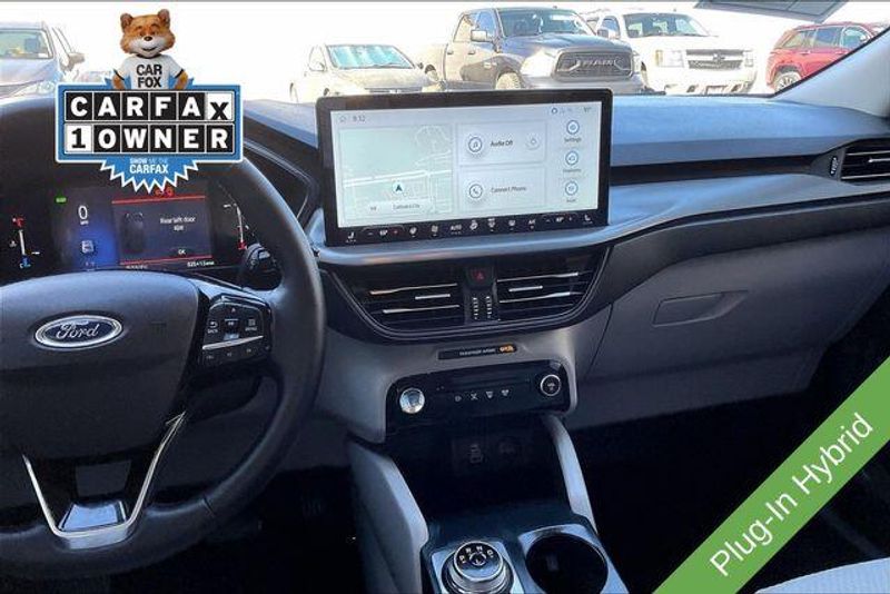 Used 2025 Ford Escape BaseImage 5