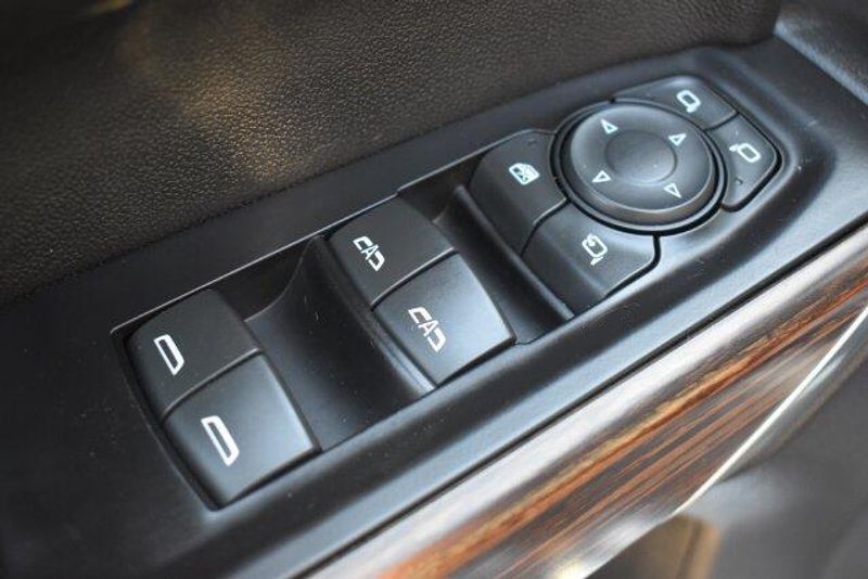 Used 2020 Chevrolet Silverado 1500 High CountryImage 28
