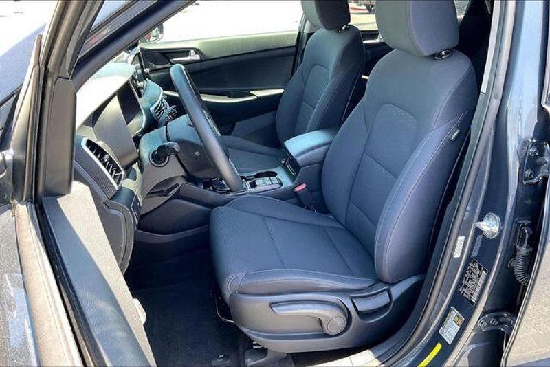 Used 2021 Hyundai Tucson SEImage 24