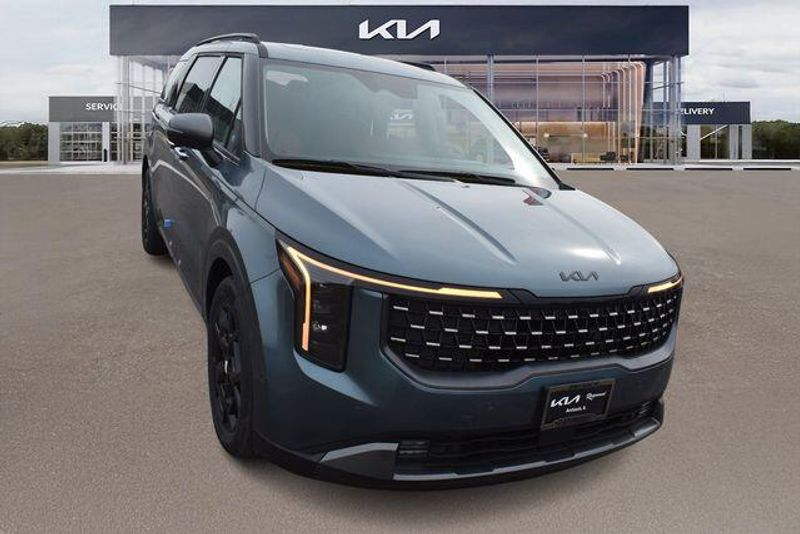 New 2026 Kia Carnival Hybrid SXImage 10