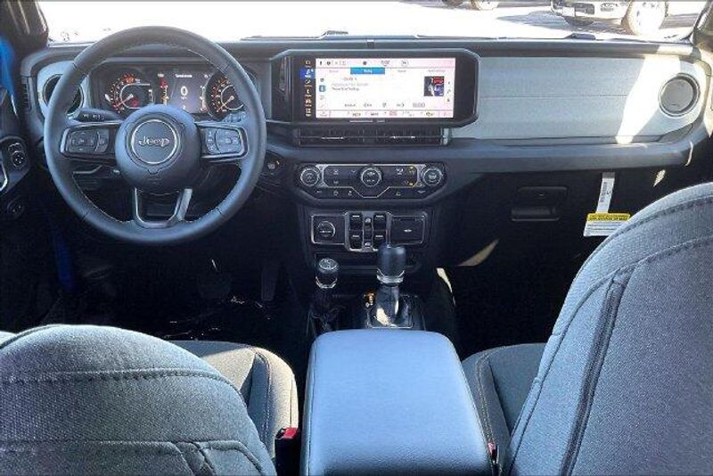 New 2027 Jeep Wrangler 4-door California EditionImage 4