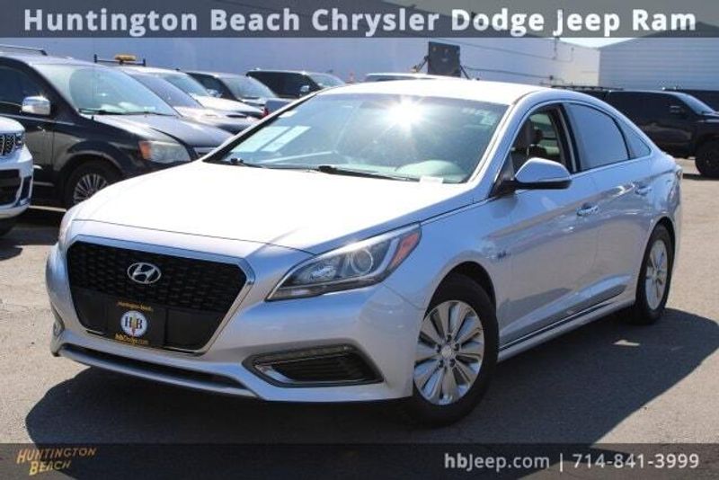 2016 Hyundai Sonata Hybrid SEImage 10