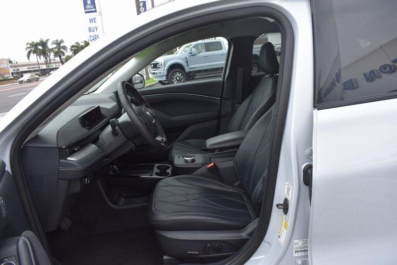 Used 2022 Ford Mustang Mach-E SelectImage 13
