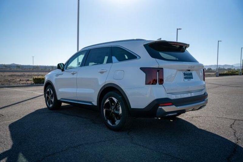 New 2026 Kia Sorento Hybrid EXImage 5