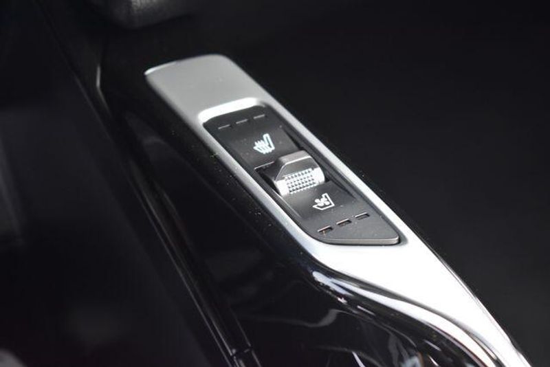 New 2026 Kia Sorento SXImage 32