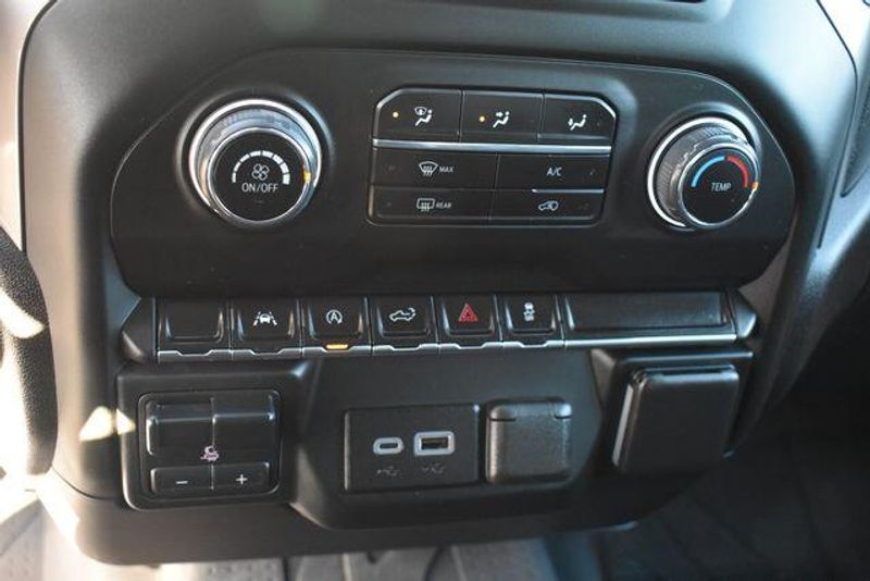 Used 2024 Chevrolet Silverado 1500 CustomImage 32