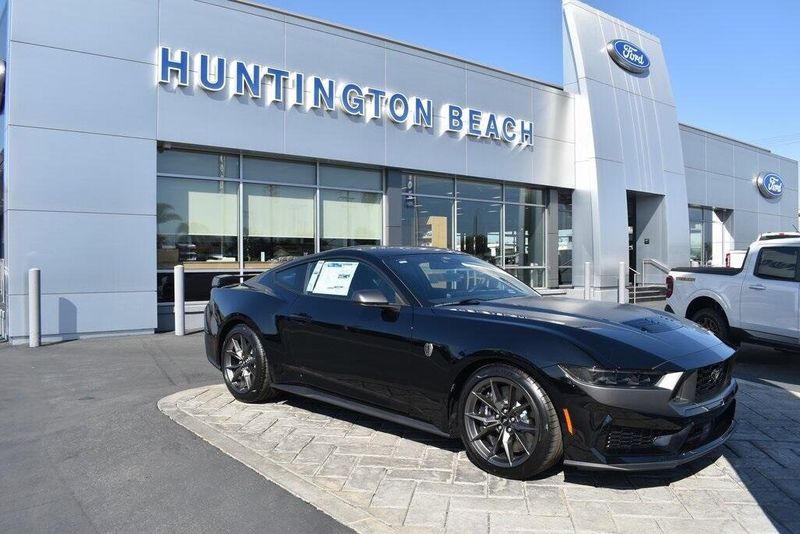 2025 Ford Mustang Dark HorseImage 1