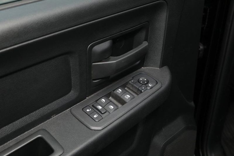 2025 RAM 2500 Tradesman Crew Cab 4x4 6