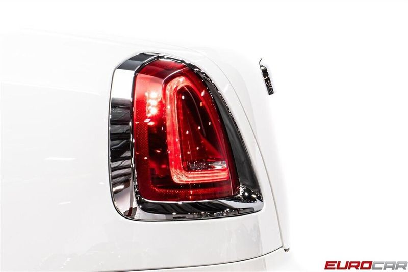 Used 2018 Rolls-Royce Dawn *BESPOKE INTERIOR * IMMACULATE CONDITION*Image 17