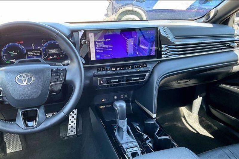 Used 2025 Toyota Camry XSEImage 5