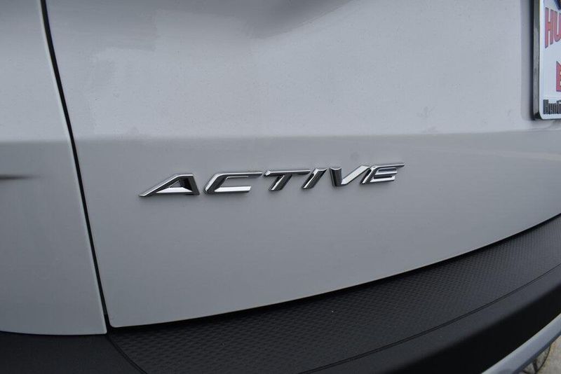 New 2025 Ford Escape ActiveImage 8
