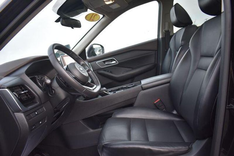 Used 2021 Nissan Rogue SVImage 23