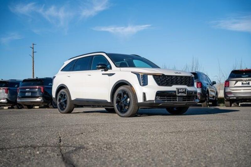 New 2026 Kia Sorento Hybrid X-Line SX PrestigeImage 2