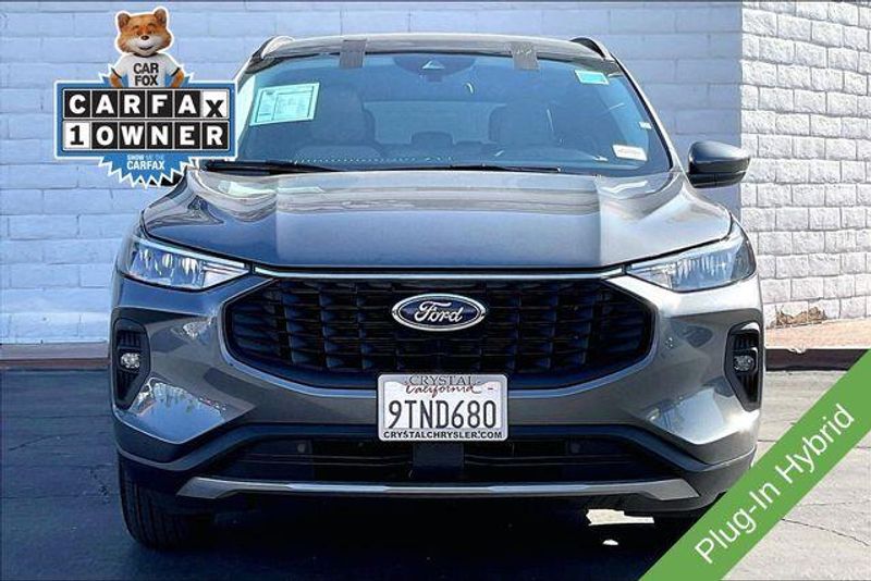 Used 2025 Ford Escape BaseImage 2