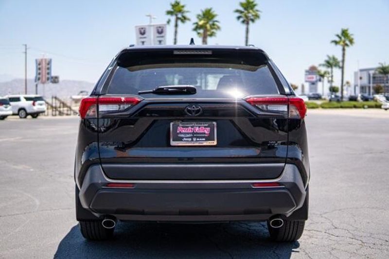 Used 2021 Toyota RAV4 XLE PremiumImage 6