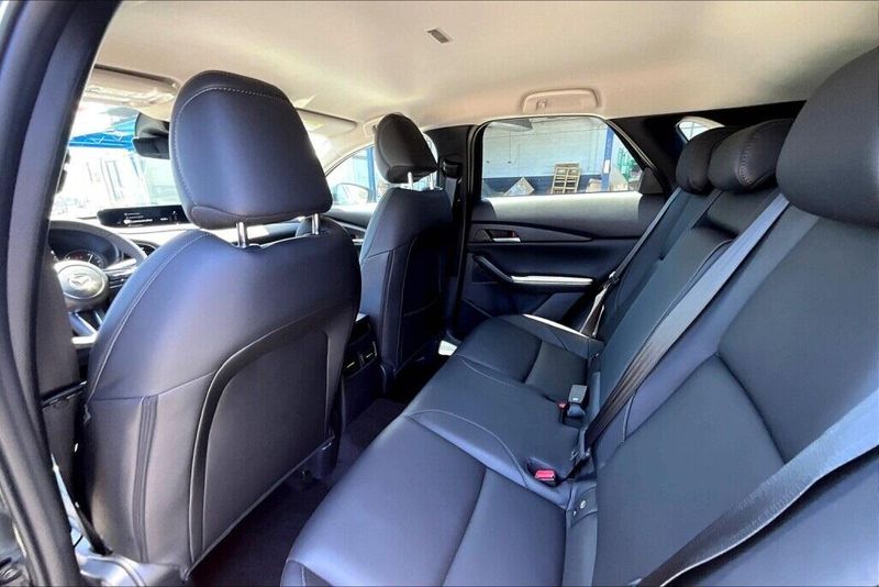 Used 2025 Mazda CX-30 2.5 S Select SportImage 16