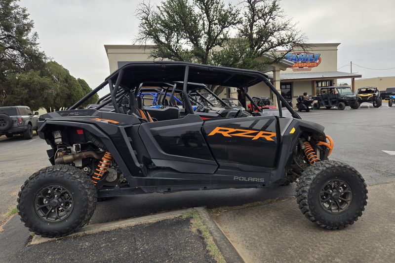 2024 POLARIS RZR XP 4 1000 ULTIMATE MATTE TITANIUM AND ONYX BLACK 