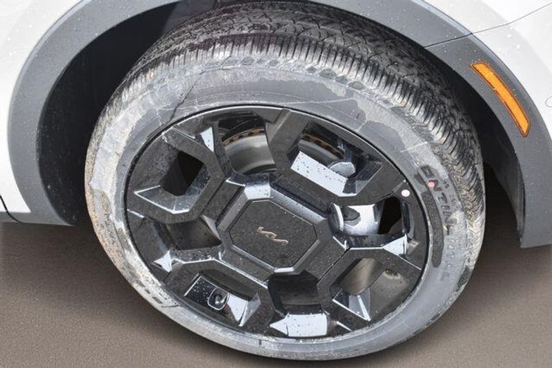 New 2026 Kia Sorento X-Line SXImage 12