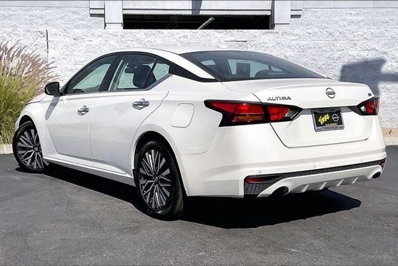 Used 2023 Nissan Altima 2.5 SVImage 10