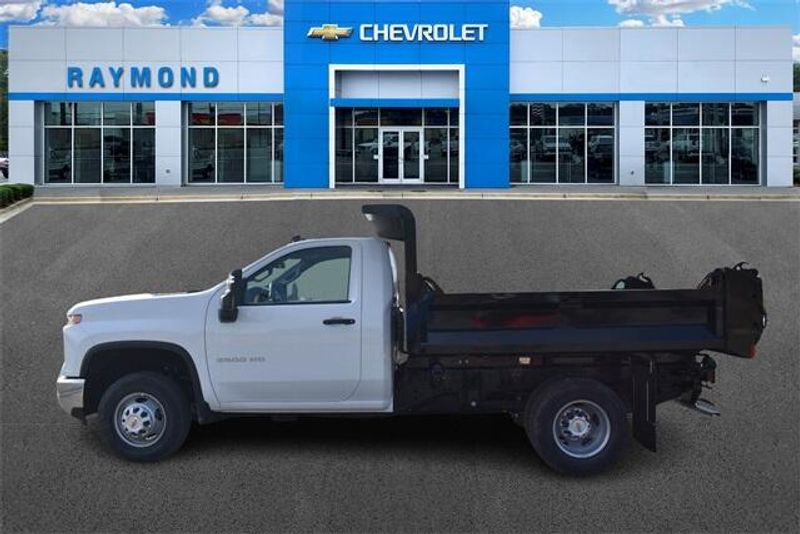 2025 Chevrolet Silverado 3500HD Work TruckImage 6
