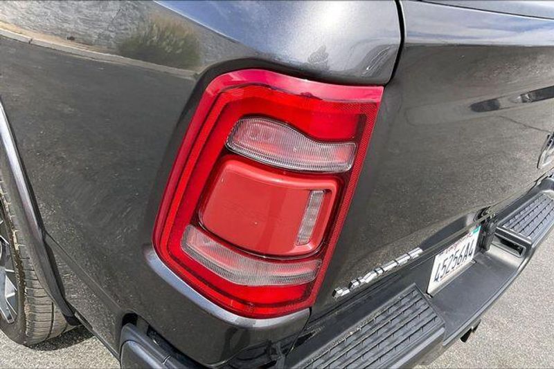 Used 2021 RAM 1500 LimitedImage 28