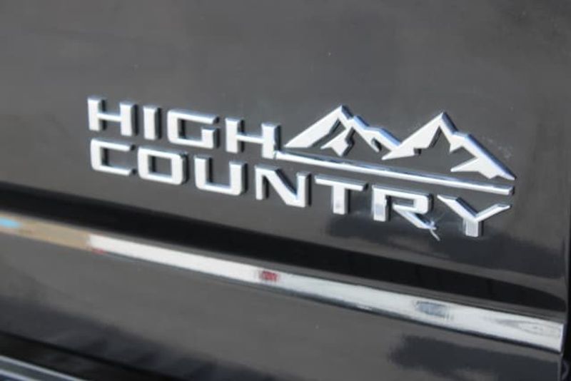 2021 Chevrolet Silverado 3500 HD High CountryImage 7