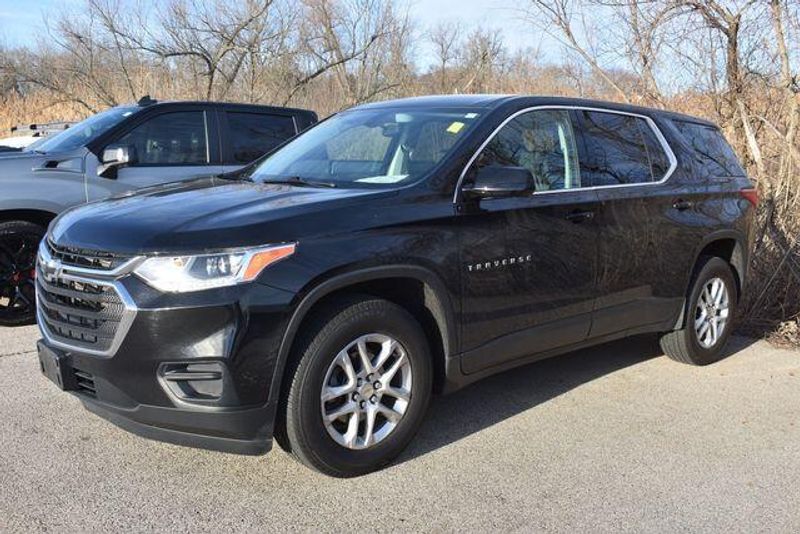 Used 2020 Chevrolet Traverse LSImage 6