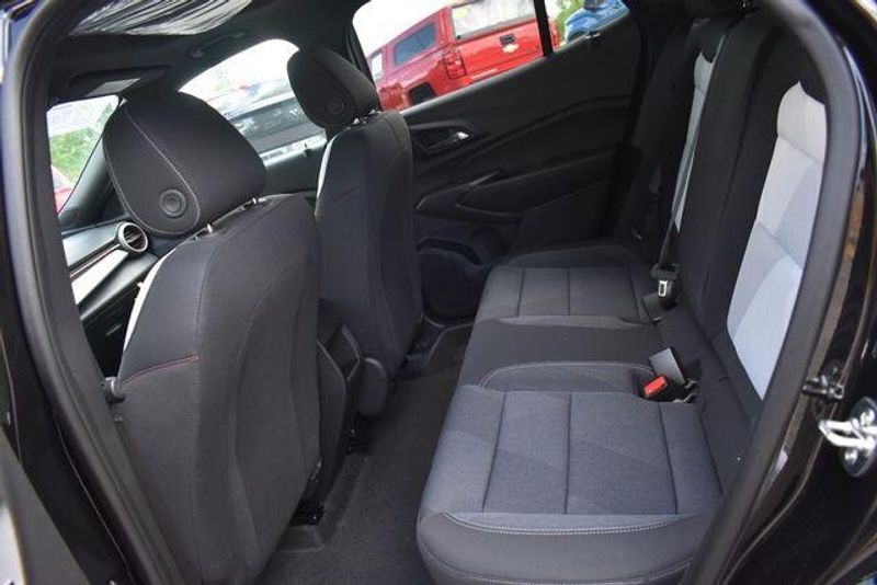 New 2026 Chevrolet Trax 1RSImage 18