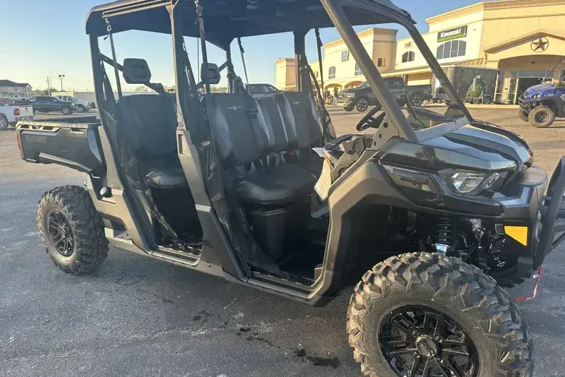 2025 CAN-AM DEFENDER MAX LONE STAR HD10 STEALTH BLACK 