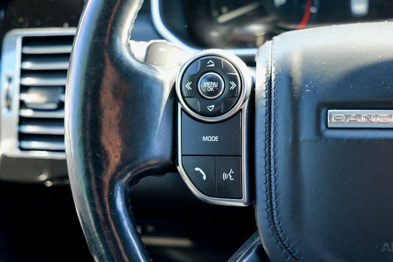 2016 Land Rover Range Rover SuperCharged photo 34