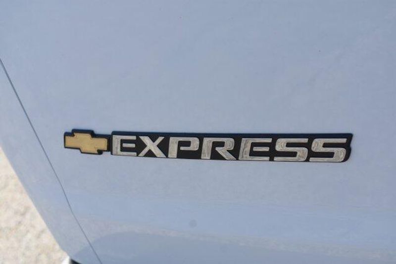 New 2026 Chevrolet Express 2500 Work VanImage 15