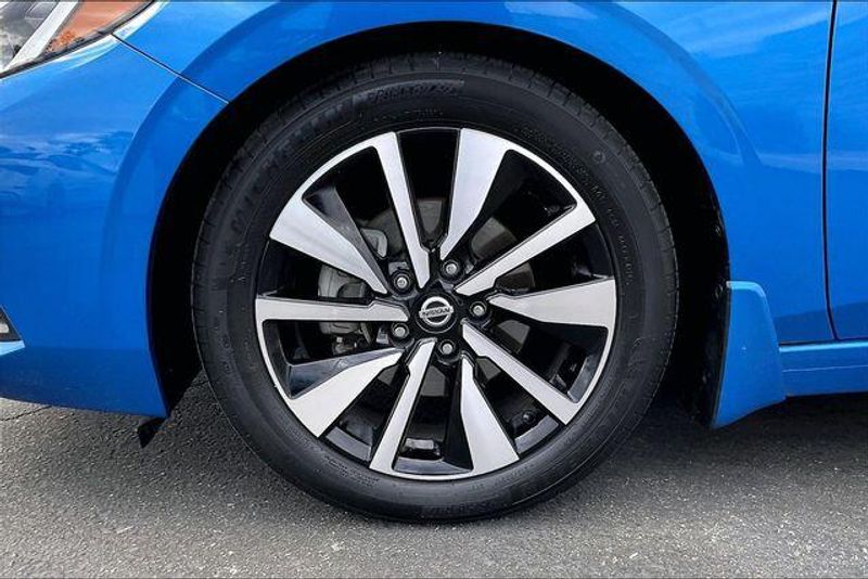 Used 2021 Nissan Sentra SVImage 8