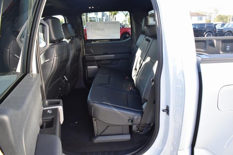 New 2025 Ford F-150 LariatImage 17