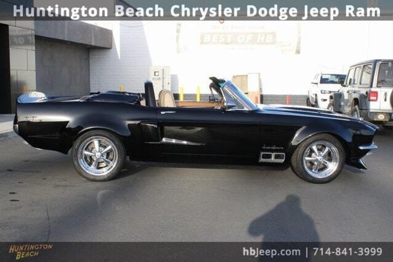 1967 Ford Mustang Image 3