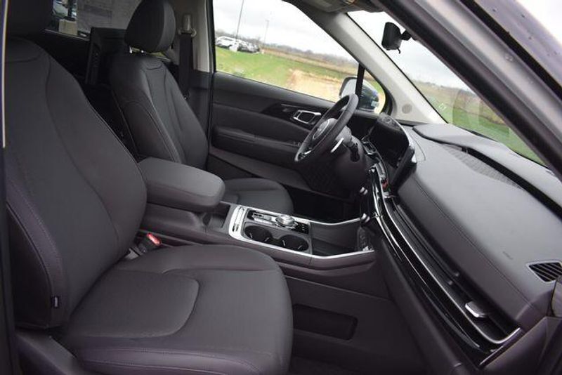 New 2026 Kia Carnival Hybrid SX PrestigeImage 16