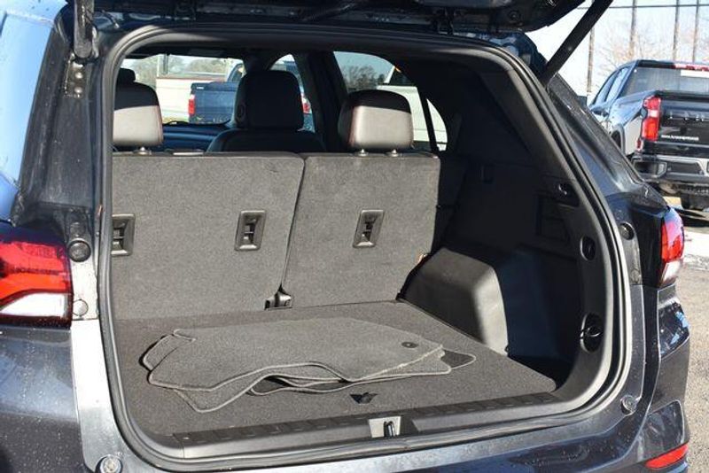 Used 2023 Chevrolet Equinox RSImage 18