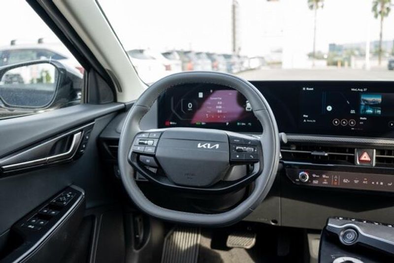 New 2025 Kia EV6 WindImage 21