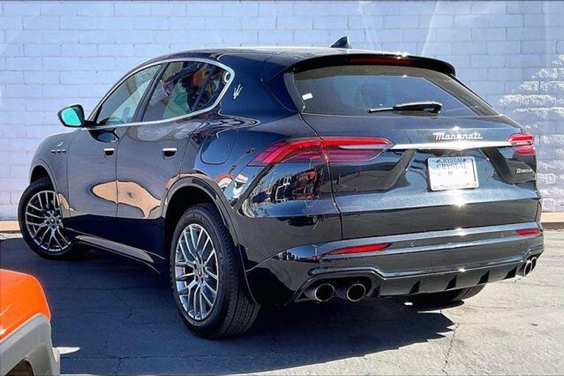 Used 2024 Maserati Grecale GTImage 10
