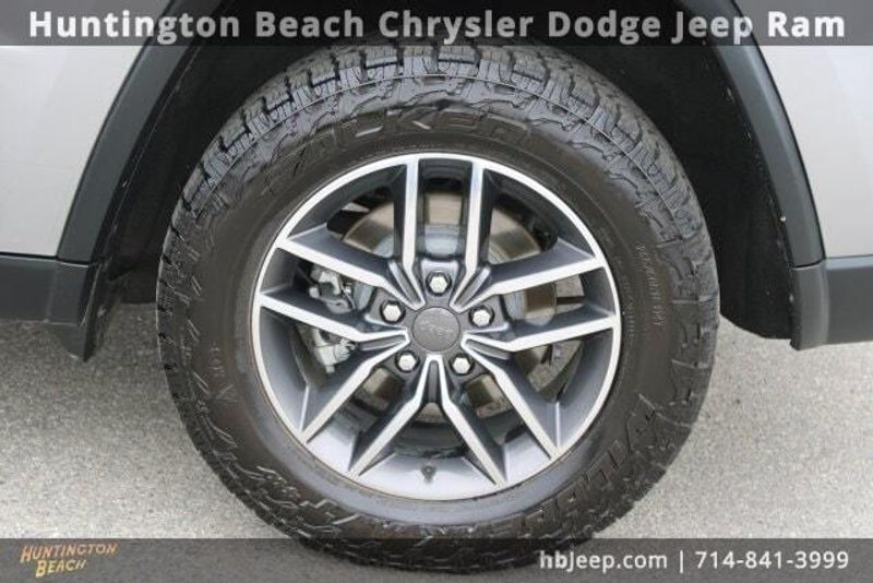 2019 Jeep Grand Cherokee LimitedImage 10