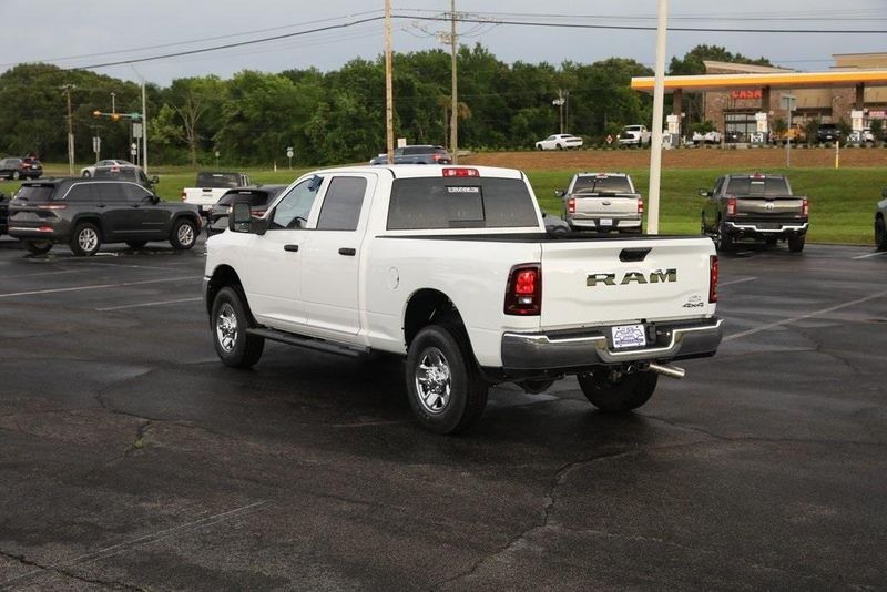 2025 RAM 2500 Tradesman Crew Cab 4x4 6